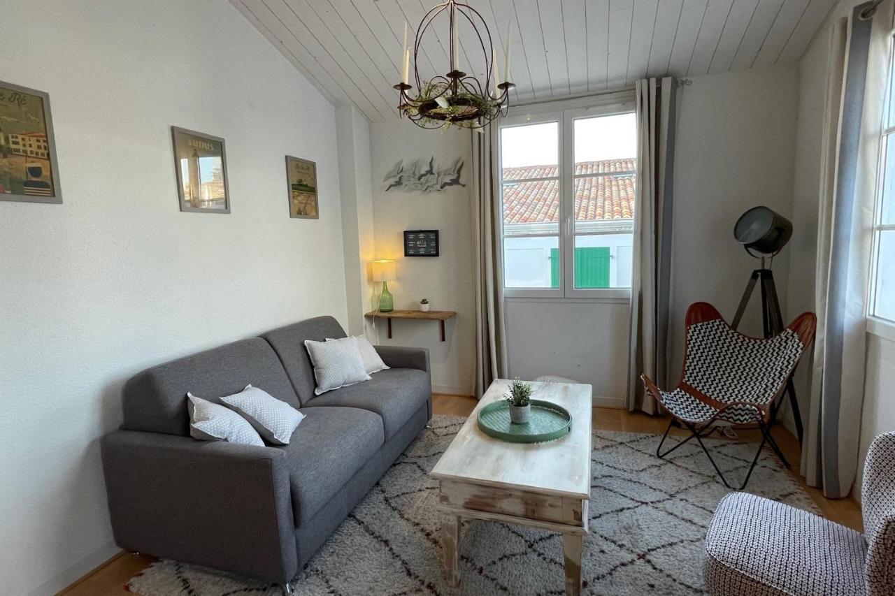 Very Bright Nest With Terrace In The Village La Flotte Eksteriør billede